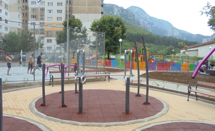 ИНФРА ХОЛДИНГ завърши изграждането на детска и спортна площадка в гр. Враца
